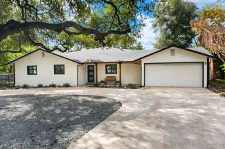 130 Hiler Rd – Alamo Heights